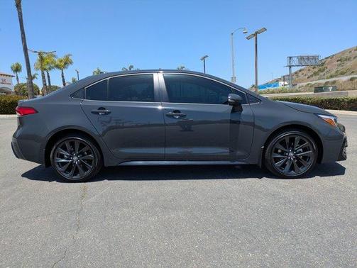 2025 Toyota Corolla Hybrid SE
