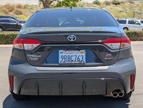 2025 Toyota Corolla Hybrid SE