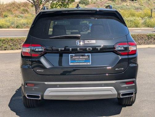 2025 Honda Pilot Elite
