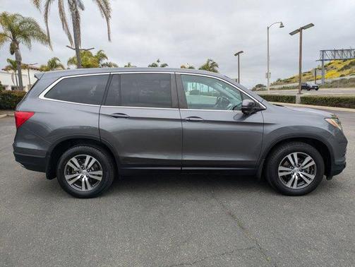 2017 Honda Pilot EX