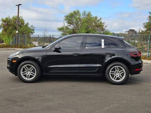 2017 Porsche Macan Base