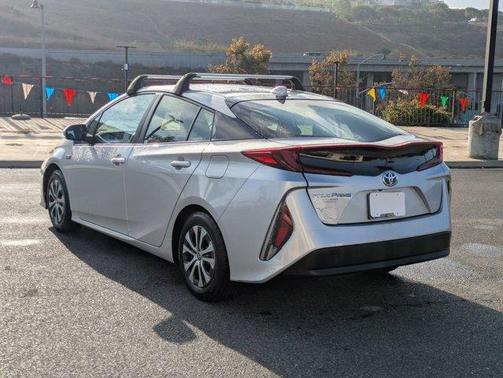2022 Toyota Prius Prime XLE