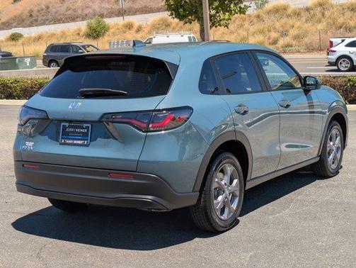 2026 Honda HR-V LX