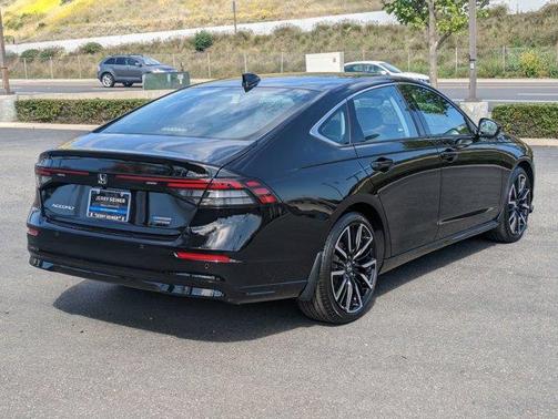 2025 Honda Accord Hybrid Touring