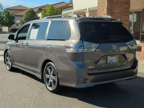 2017 Toyota Sienna L