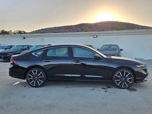 2025 Honda Accord Hybrid Touring