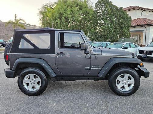 2017 Jeep Wrangler Sport