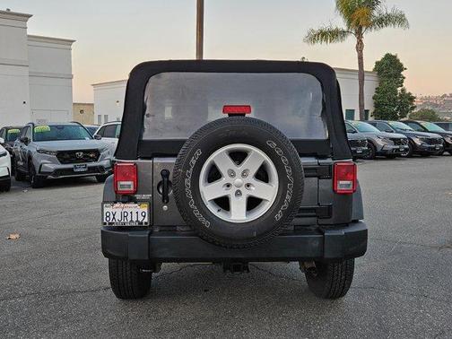2017 Jeep Wrangler Sport