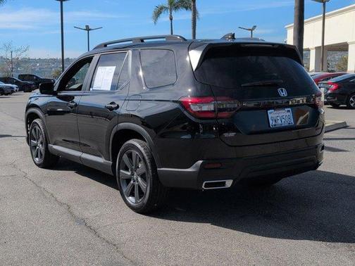 2025 Honda Pilot Sport