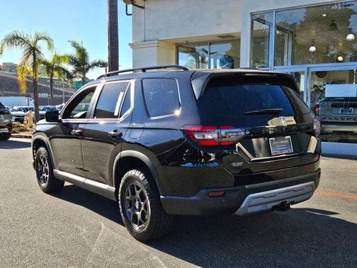 2025 Honda Pilot TrailSport