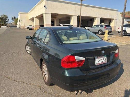 Green 2007 BMW 328 i