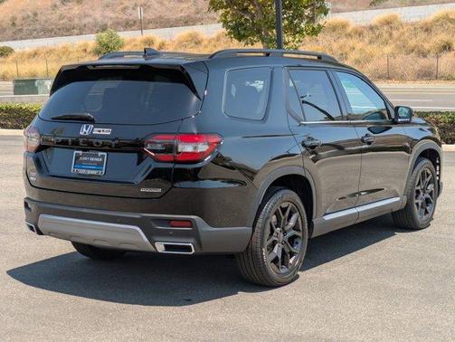 2025 Honda Pilot Touring+
