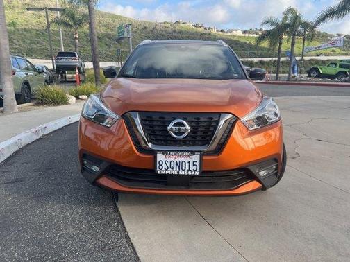 2020 Nissan Kicks SR