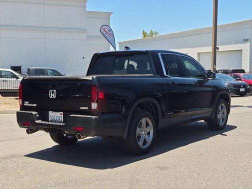 Crystal Black Pearl 2023 Honda Ridgeline RTL