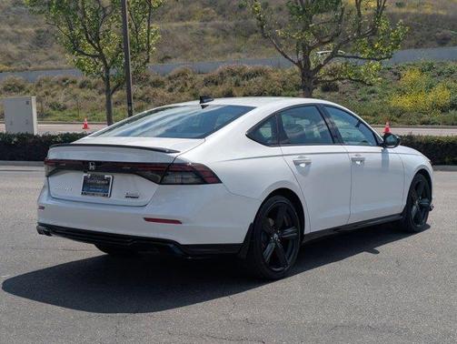 2025 Honda Accord Hybrid Sport-L