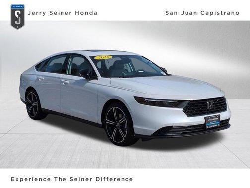 Platinum White Pearl 2026 Honda Accord SE