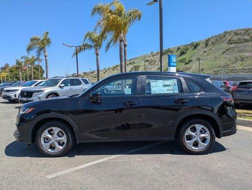 2025 Honda HR-V LX