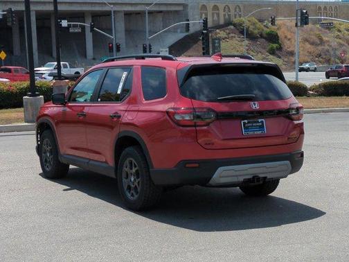 2025 Honda Pilot TrailSport