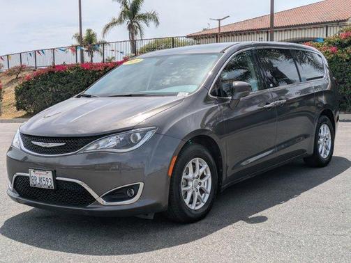 2020 Chrysler Pacifica Touring