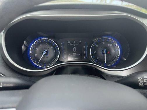 2020 Chrysler Pacifica Touring