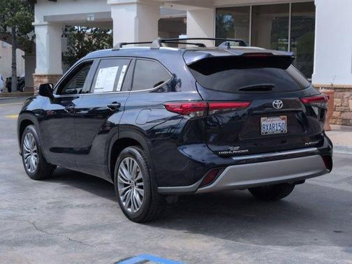 2021 Toyota Highlander Platinum