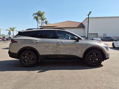 Wolf Gray 2025 Kia Sportage X-Line