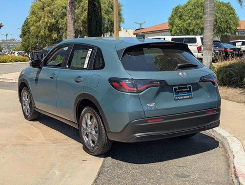 2026 Honda HR-V LX