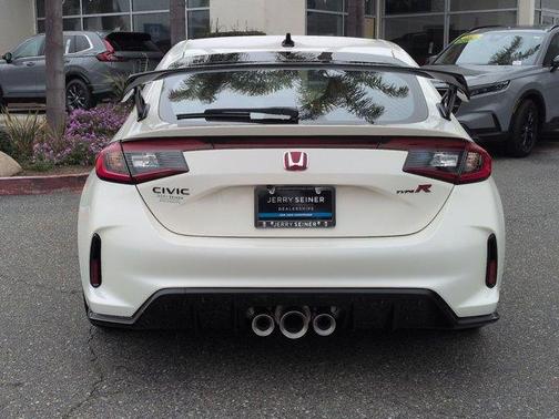 2025 Honda Civic Type R Base