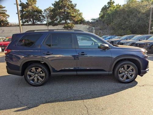 2025 Honda Pilot Sport