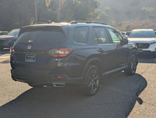 2025 Honda Pilot Sport