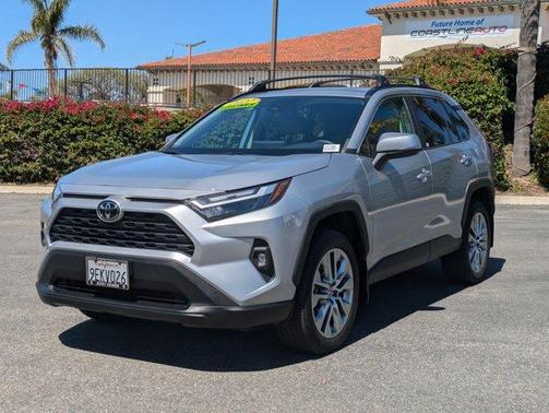 2022 Toyota RAV4 XLE Premium