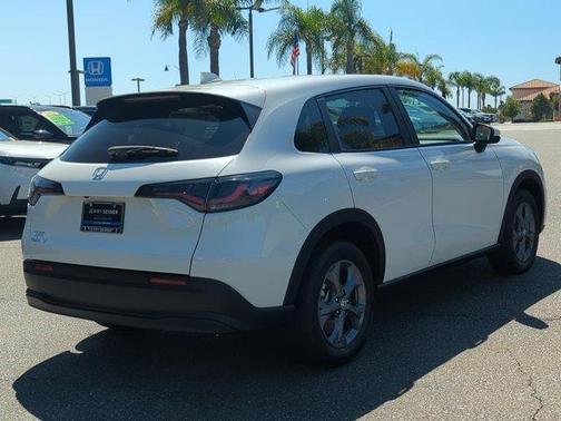 2026 Honda HR-V LX