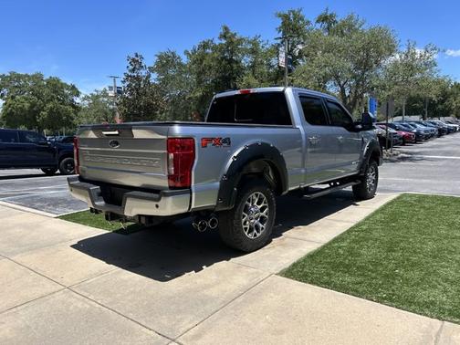ICONIC SILVER 2022 Ford F-250 LARIAT