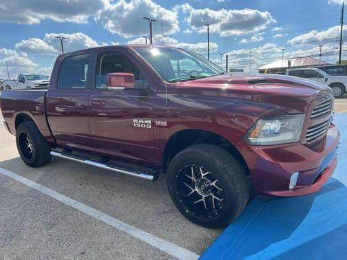 2016 RAM 1500 Sport
