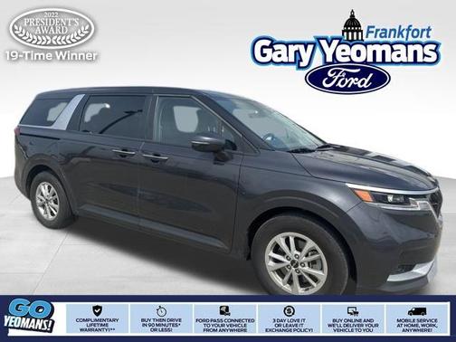 2024 Kia Carnival LX