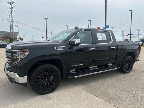 2023 GMC Sierra 1500 SLT