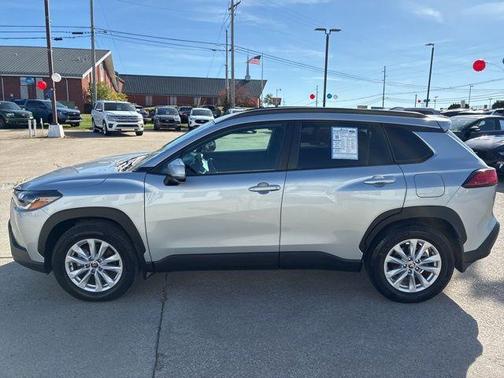 2022 Toyota Corolla Cross LE