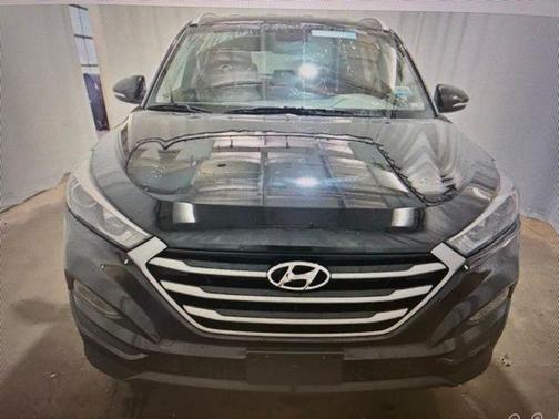 2017 Hyundai TUCSON SE Plus