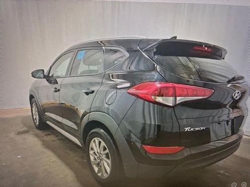 2017 Hyundai TUCSON SE Plus