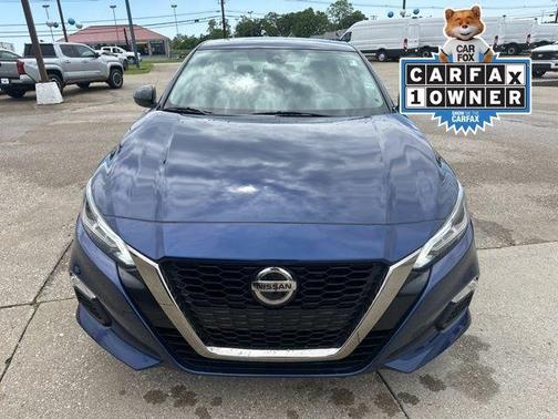 2022 Nissan Altima 2.0 SR