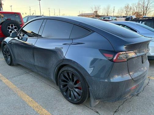 2023 Tesla Model Y Performance