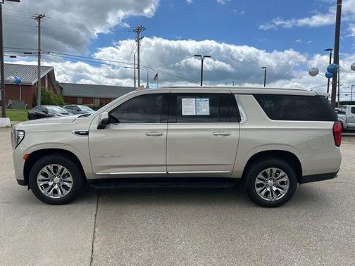 2023 GMC Yukon XL Denali