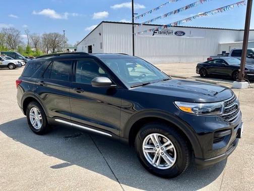 Photo 1 of 42 of 2020 Ford Explorer XLT