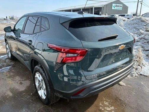 2025 Chevrolet Trax LS