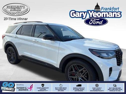 Star White 2025 Ford Explorer ST
