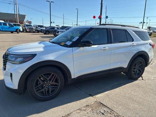 2025 Ford Explorer ST