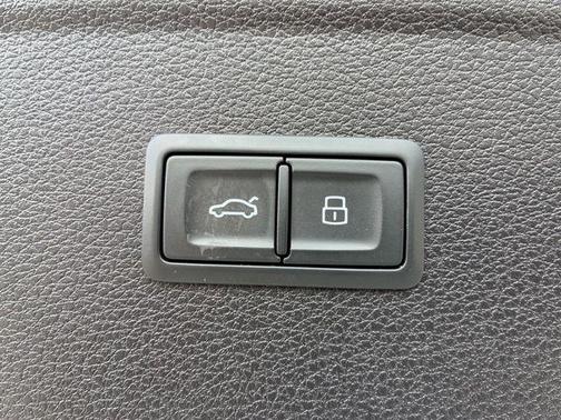 2018 Audi Q5 2.0T Tech Premium