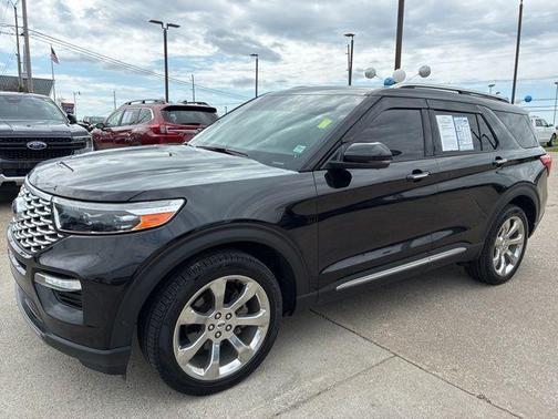 Agate Black Metallic 2020 Ford Explorer Platinum