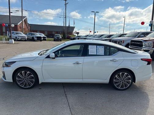 2023 Nissan Altima 2.5 SL