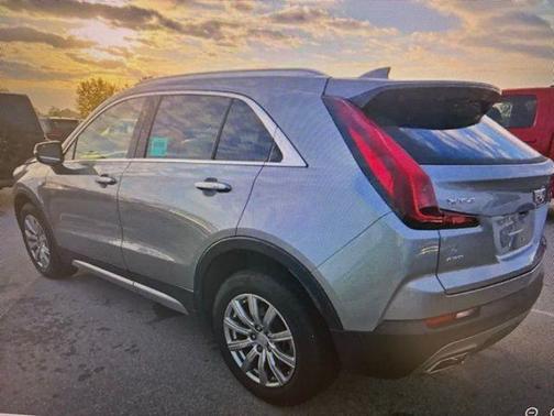 2023 Cadillac XT4 Premium Luxury